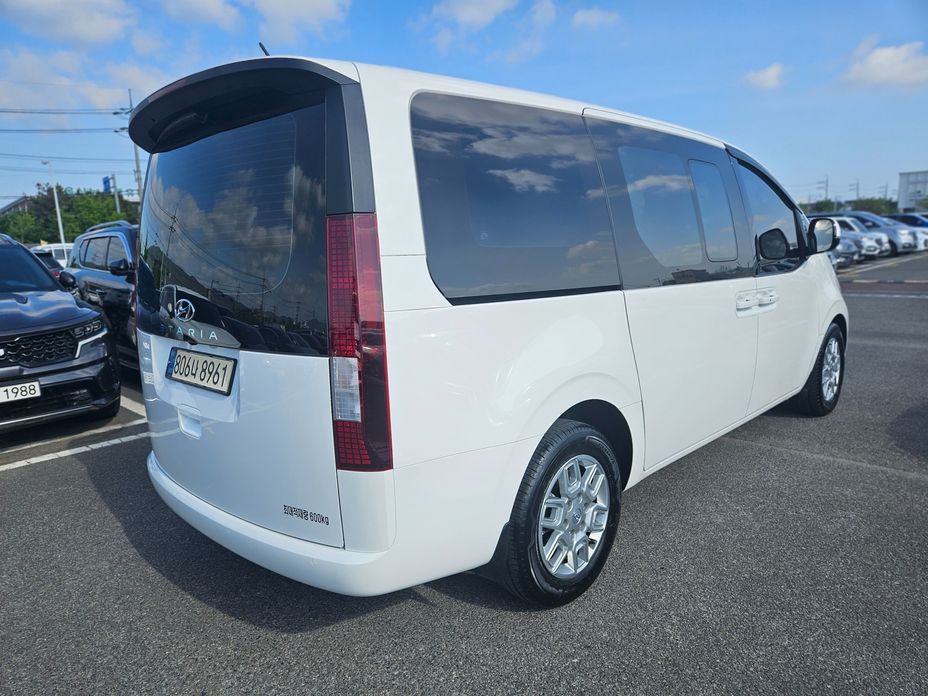 Hyundai Staria 2022