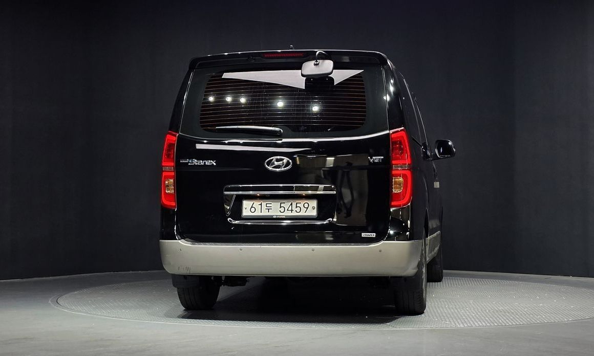 Hyundai Starex 2019