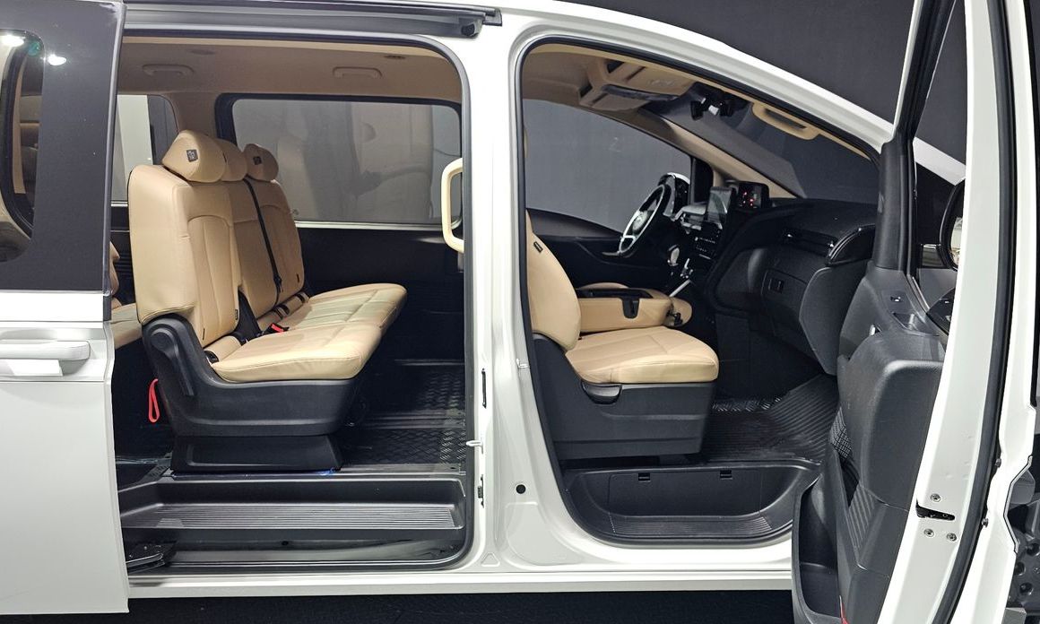 Hyundai Staria 2023
