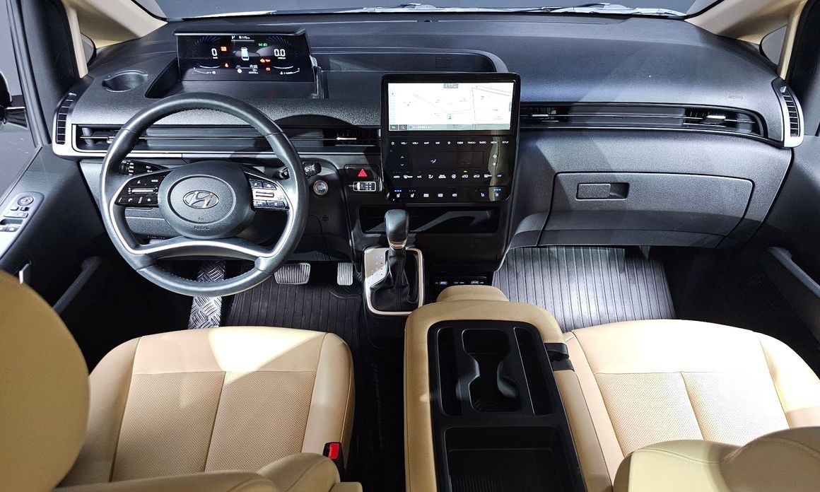 Hyundai Staria 2023