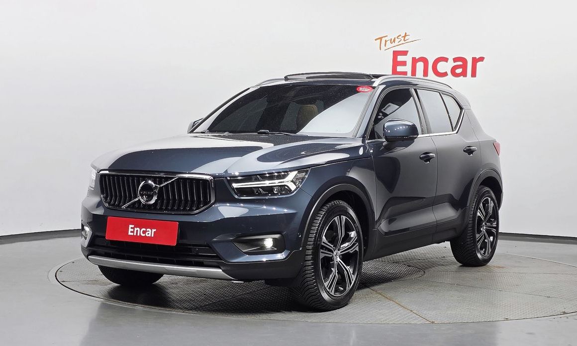 Volvo XC40 2021