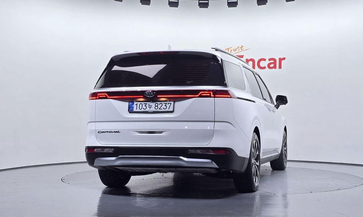 Kia Canival 2021