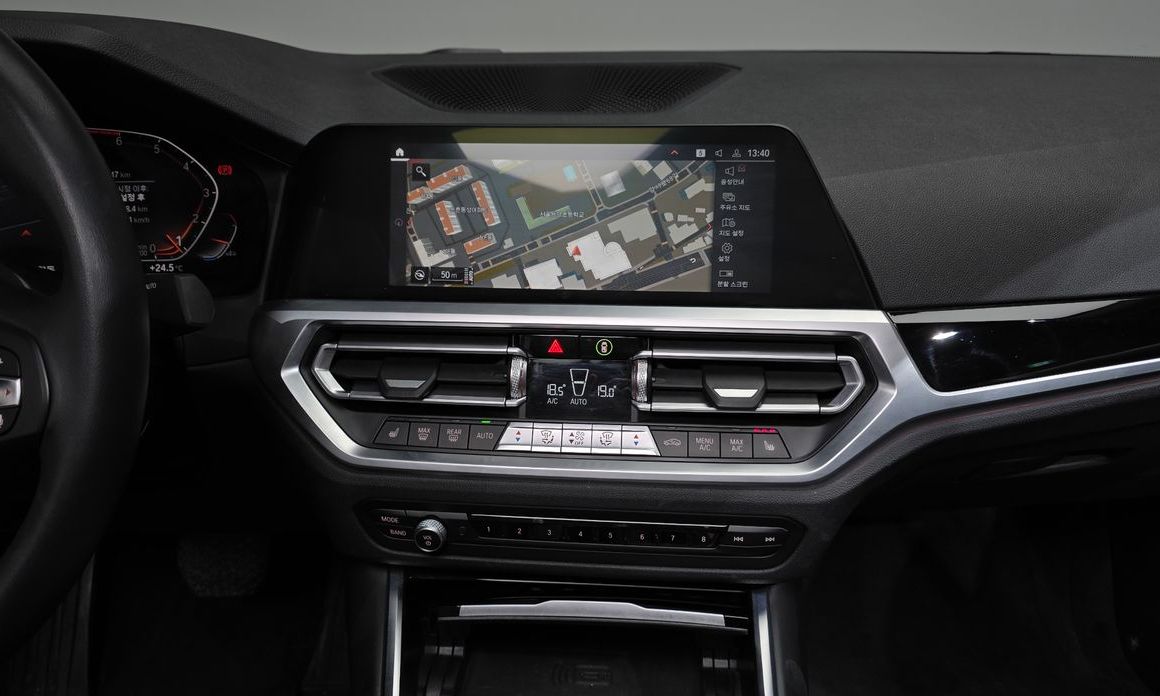 BMW 3-Series 2021
