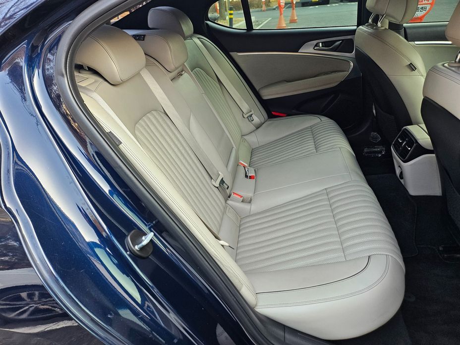 Genesis G70 2021