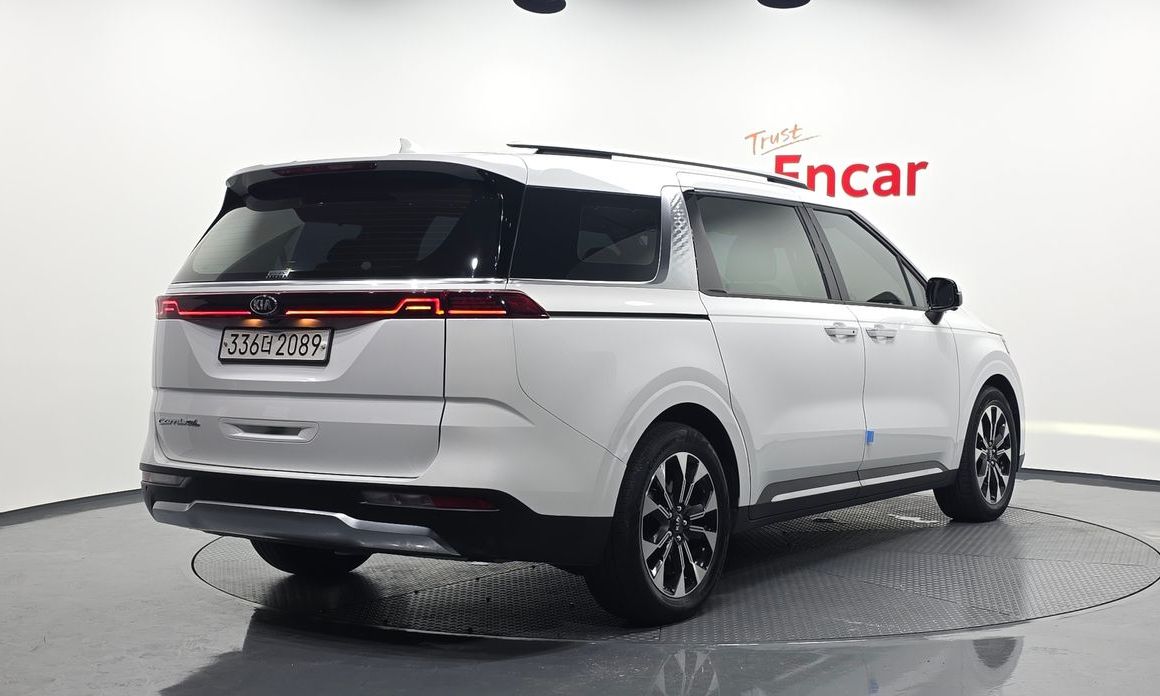 Kia Canival 2021