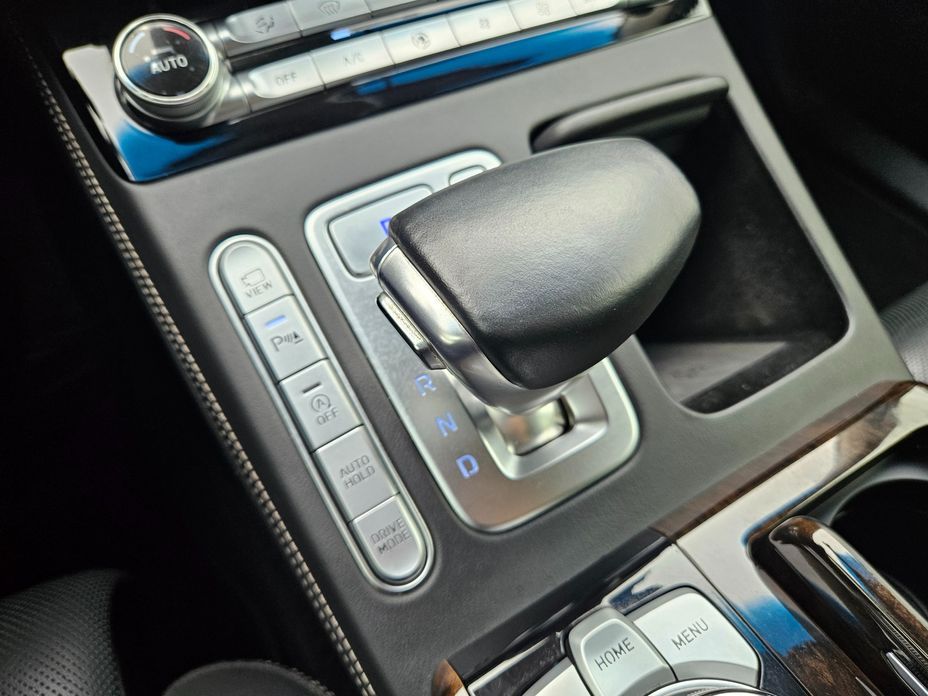 Genesis G90 2019
