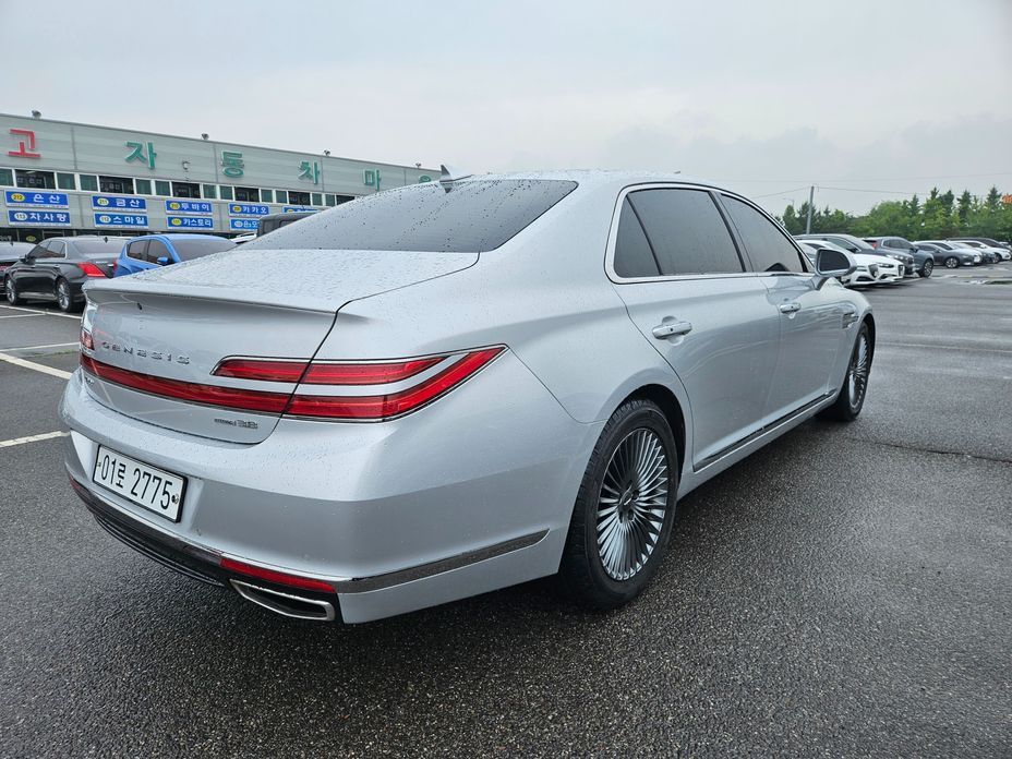 Genesis G90 2019