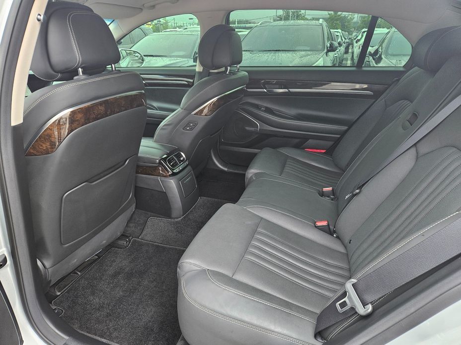 Genesis G90 2019