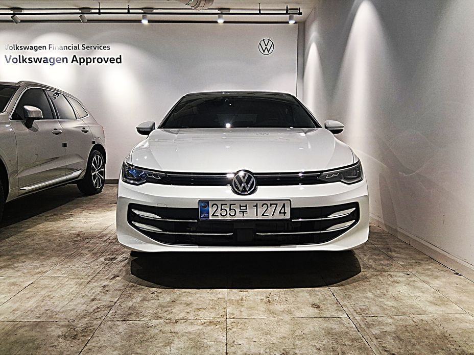 Volkswagen Golf 2025