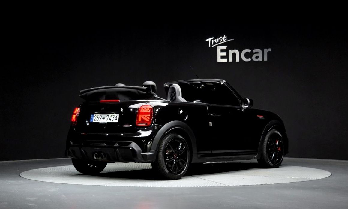 Mini Cooper Convertible 2022