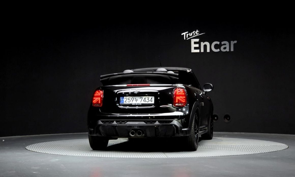 Mini Cooper Convertible 2022