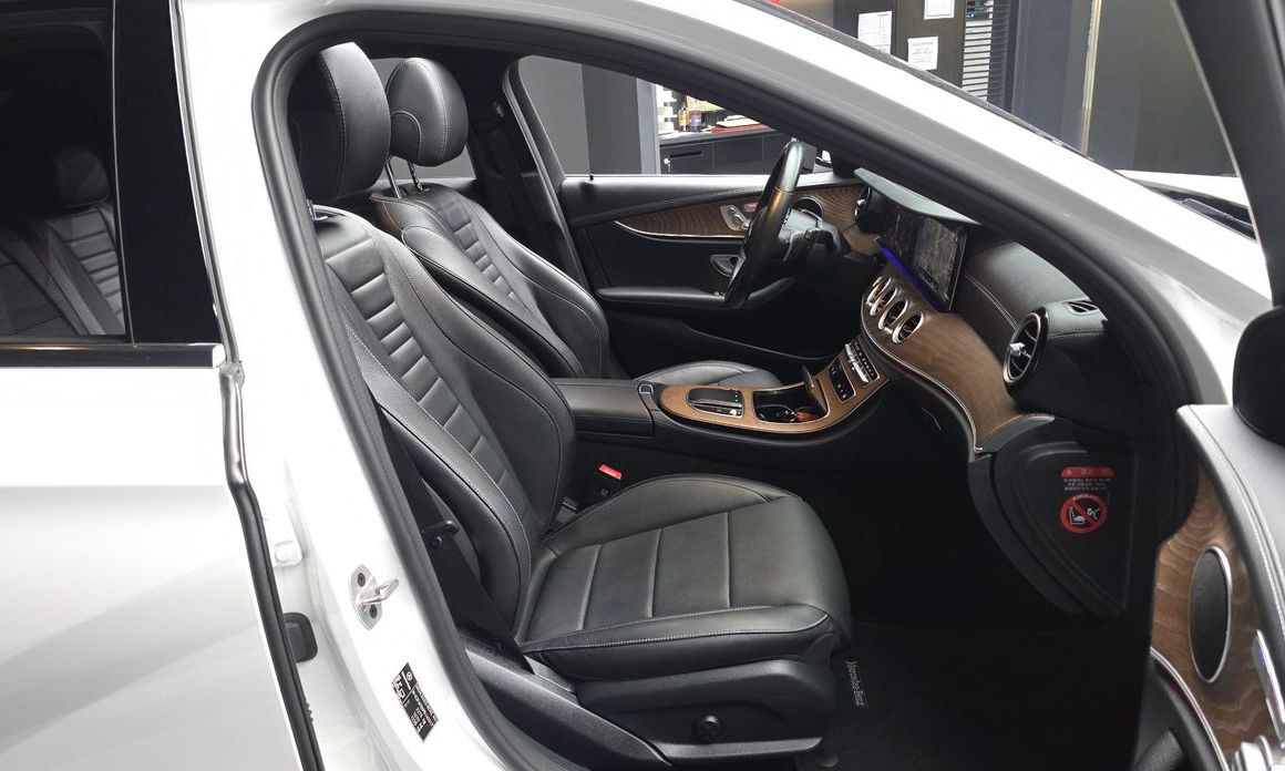 Mercedes-Benz E-Class 2023