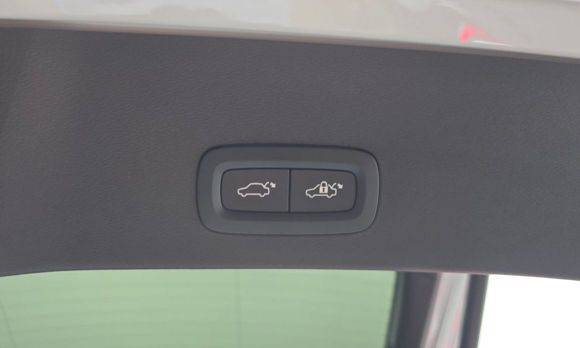 Volvo C40 2023