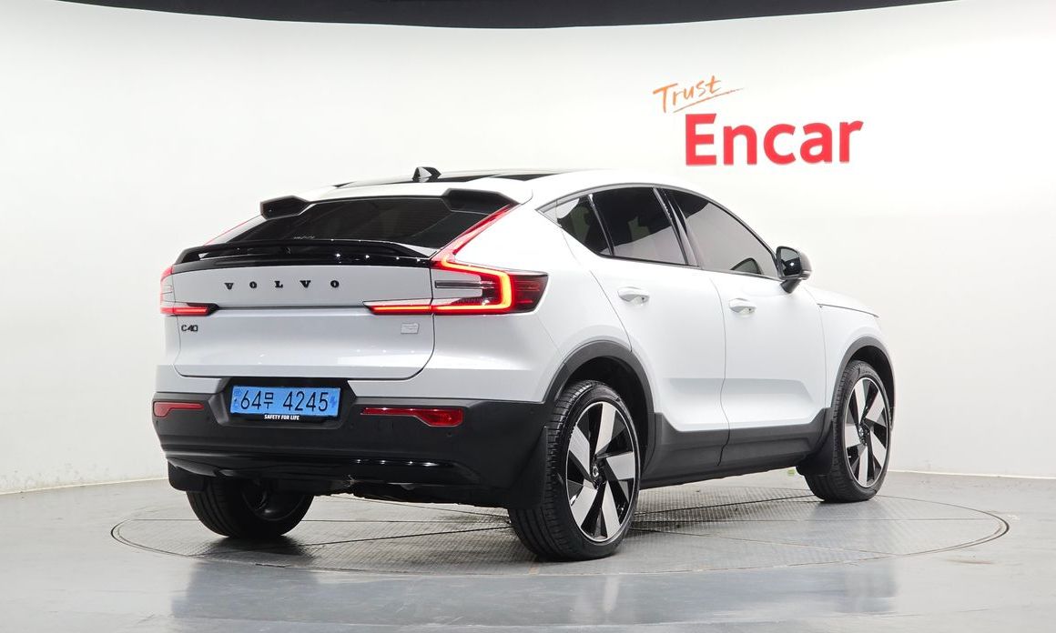 Volvo C40 2023