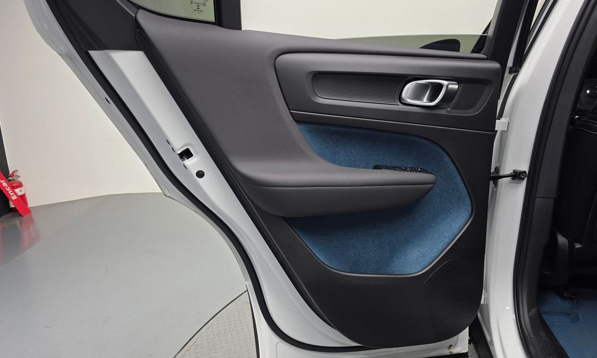 Volvo C40 2023