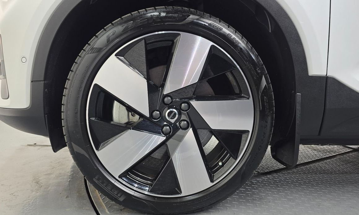 Volvo C40 2023