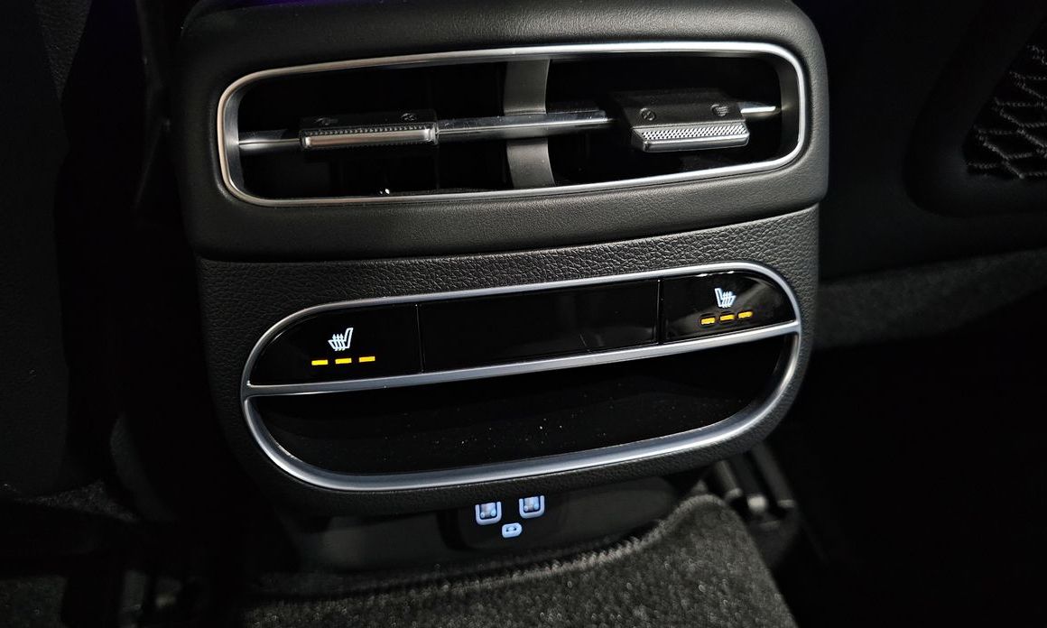 Genesis GV70 2023