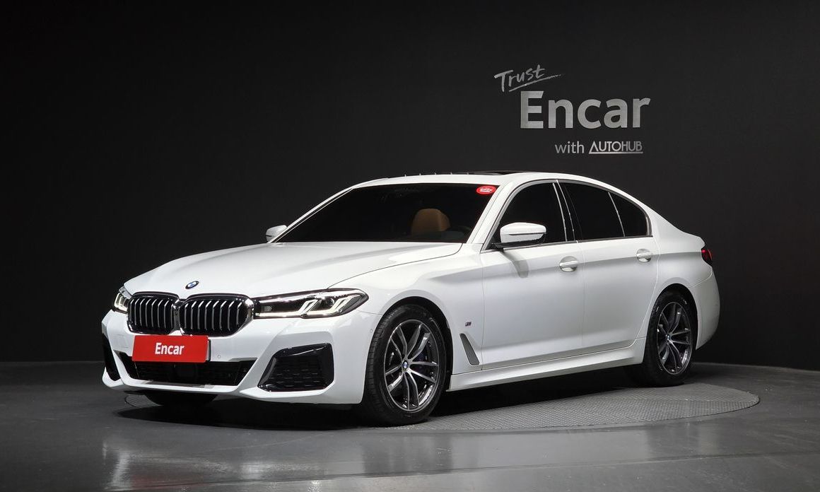 BMW 5-Series 2023