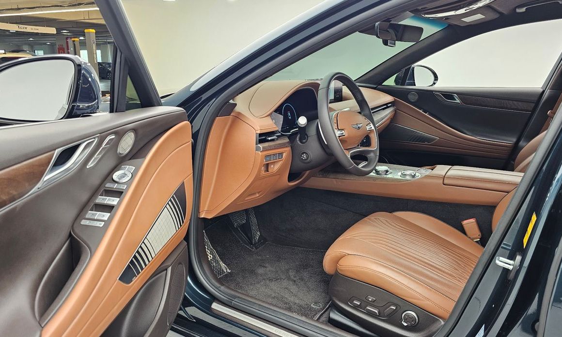 Genesis G80 2023