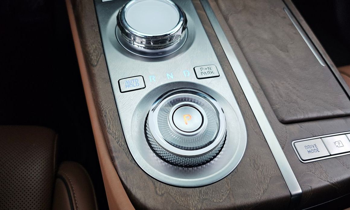 Genesis G80 2023