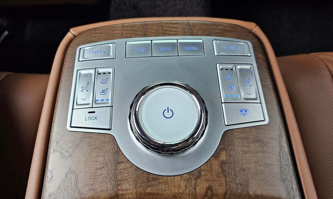 Genesis G80 2023