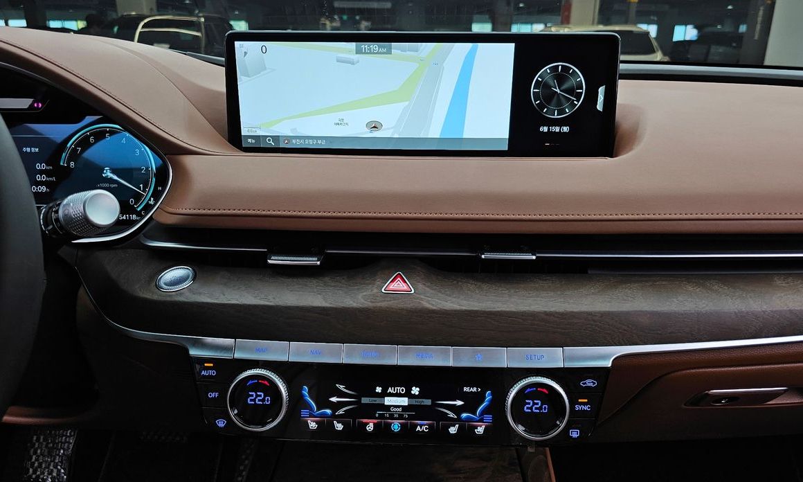 Genesis G80 2023