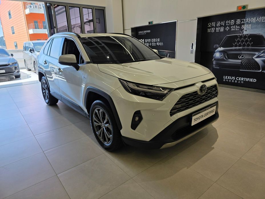 Toyota RAV4 2025