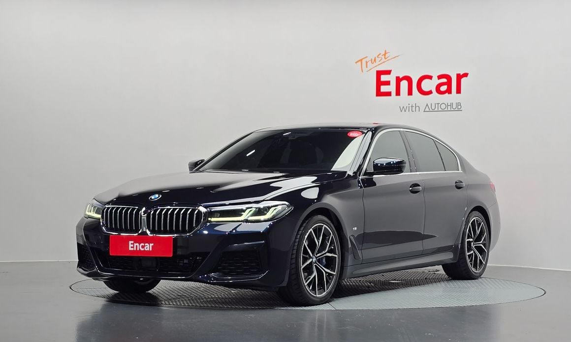 BMW 5-Series 2023