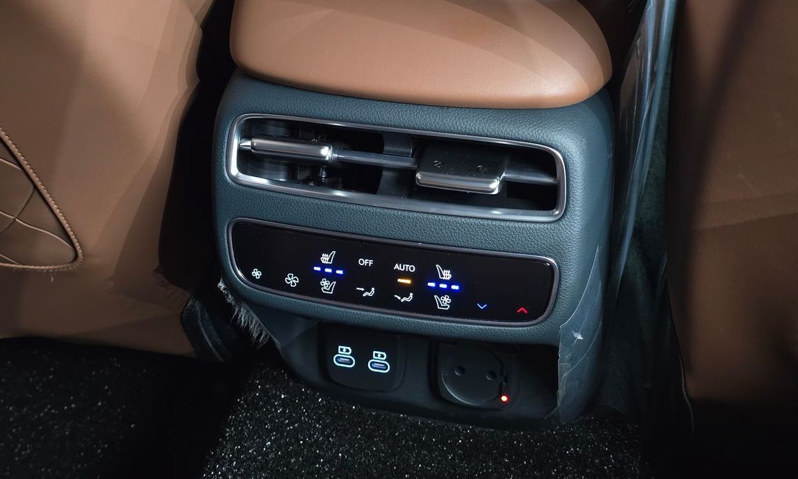 Genesis GV70 2026