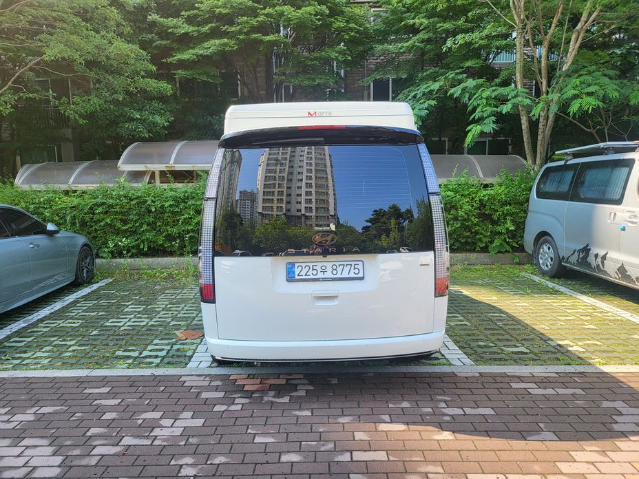 Hyundai Staria 2025