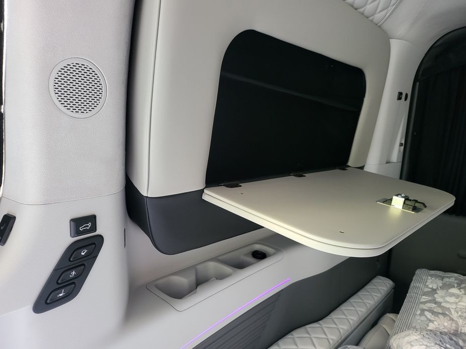 Hyundai Staria 2025