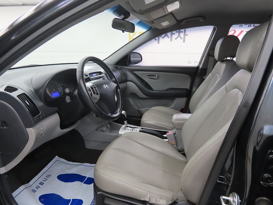 Hyundai AVANTE 2008