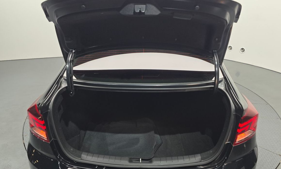 Hyundai AVANTE 2019