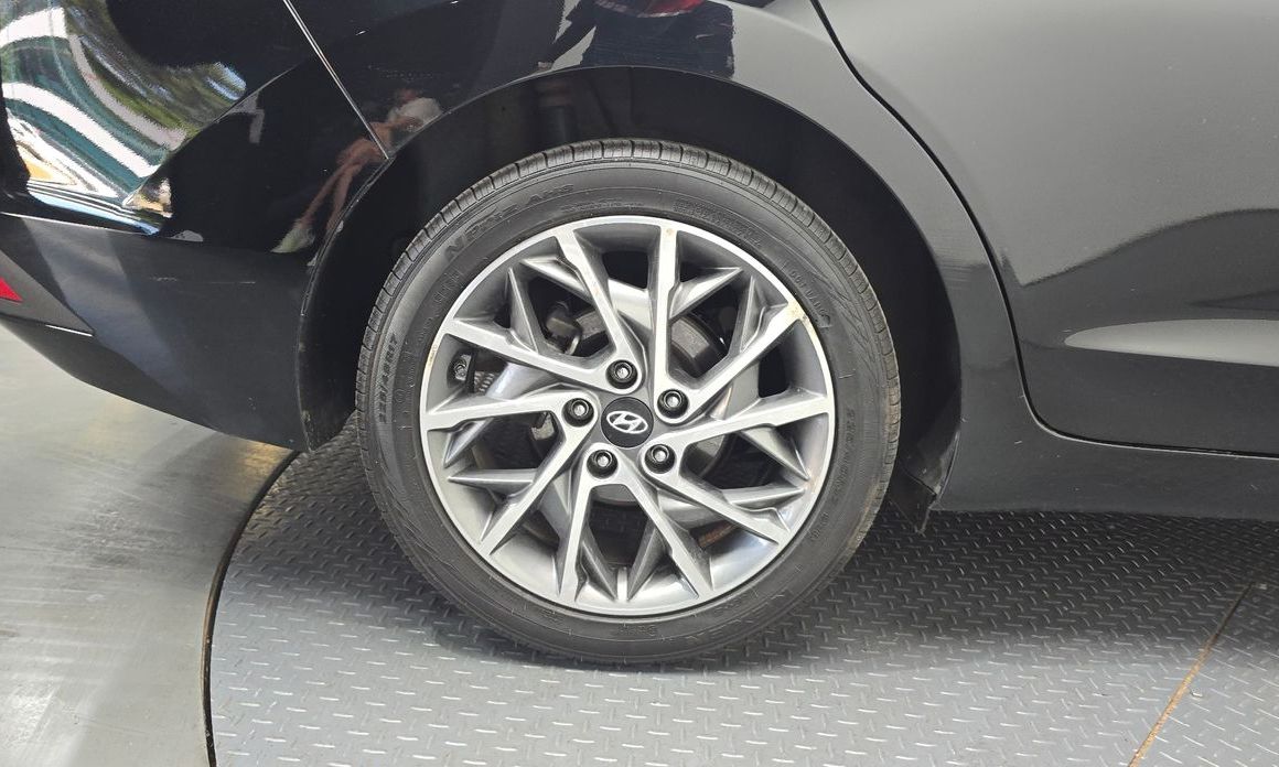 Hyundai AVANTE 2019