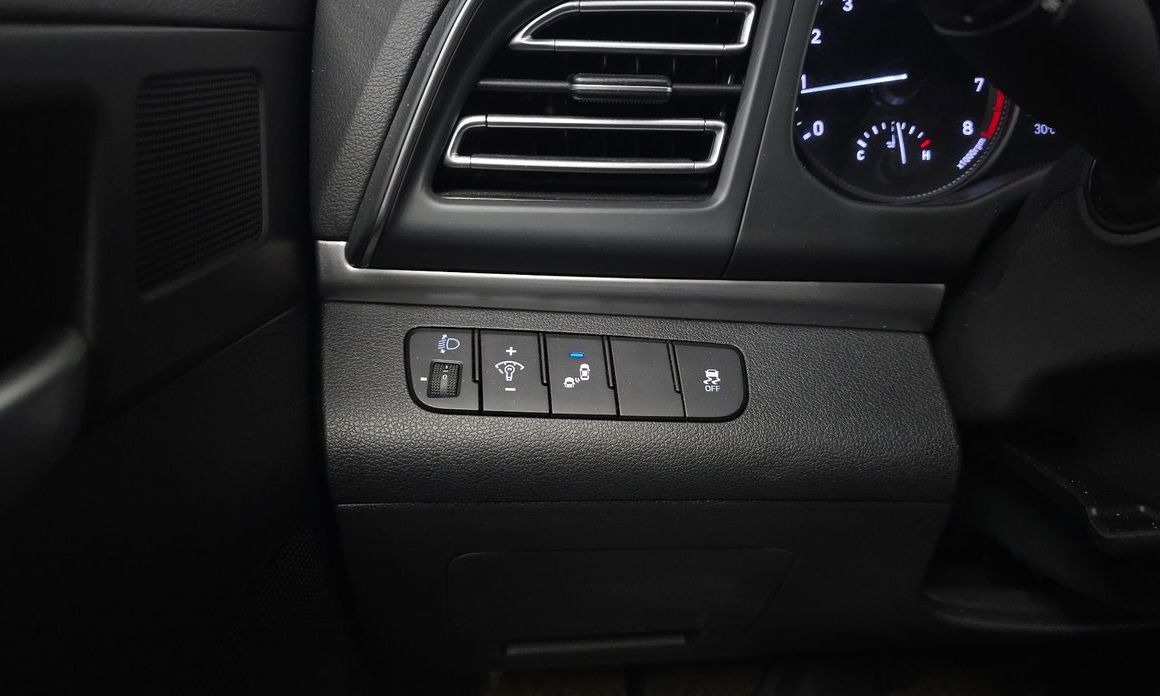 Hyundai AVANTE 2019