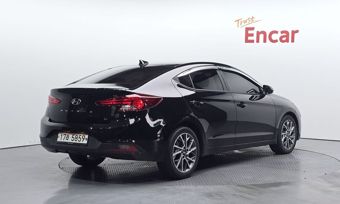 Hyundai AVANTE 2019