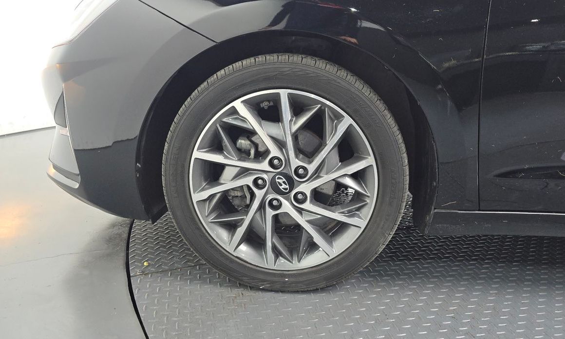 Hyundai AVANTE 2019