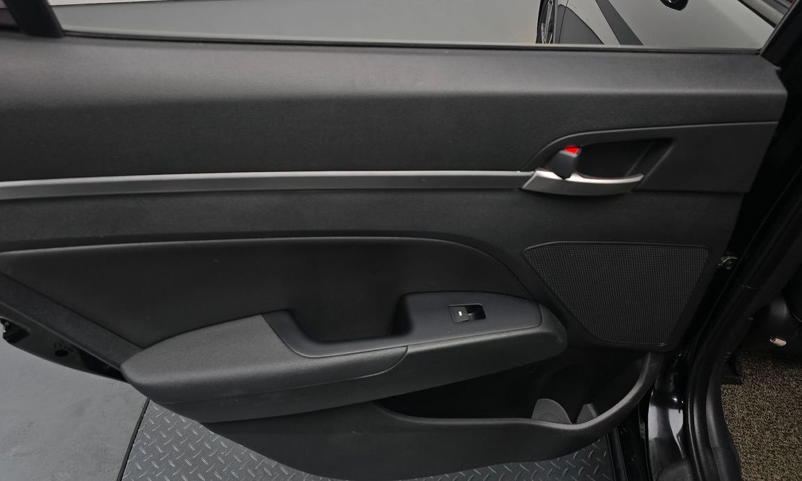 Hyundai AVANTE 2019