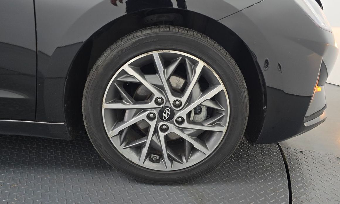 Hyundai AVANTE 2019