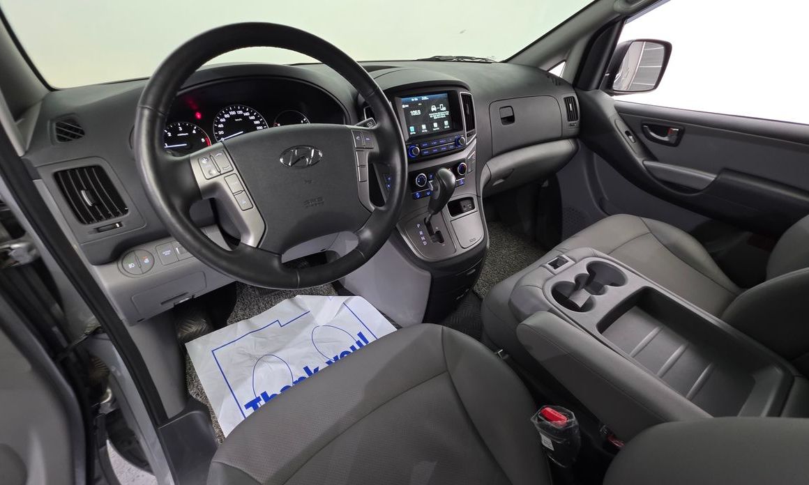 Hyundai Starex 2021