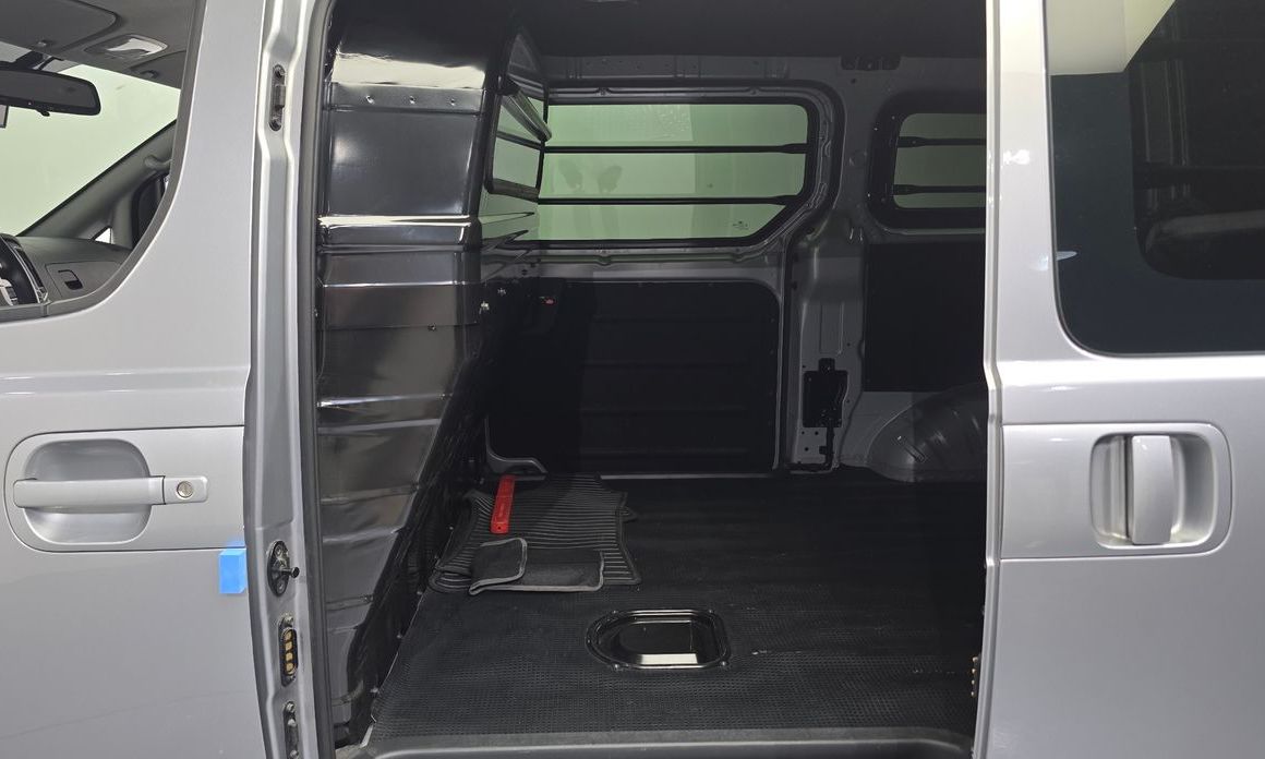 Hyundai Starex 2021