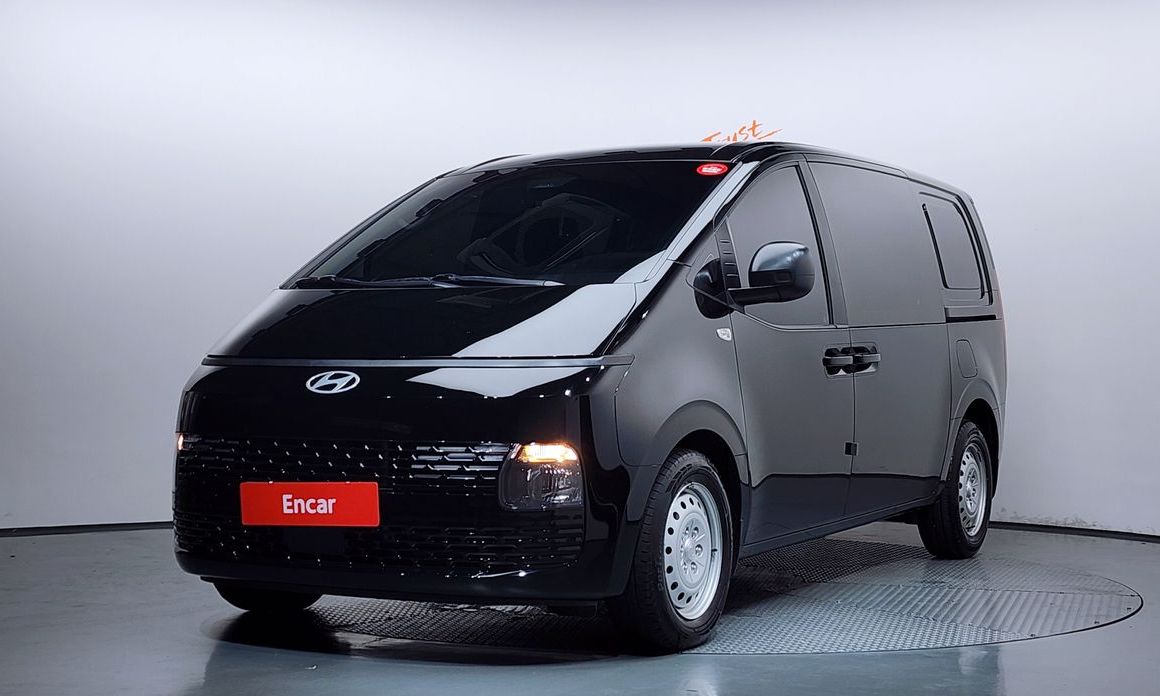 Hyundai Staria 2025