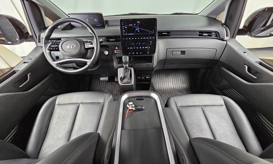 Hyundai Staria 2024