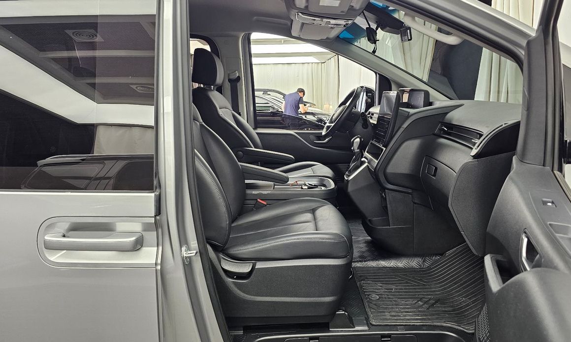 Hyundai Staria 2024