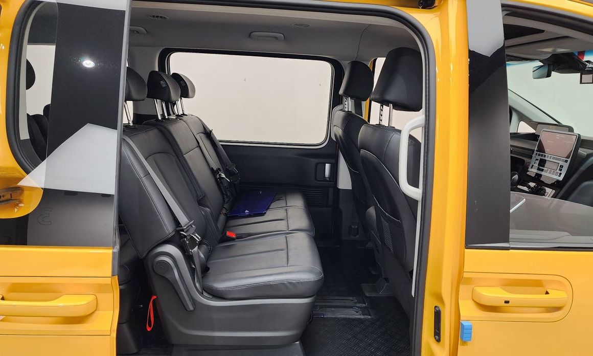 Hyundai Staria 2025