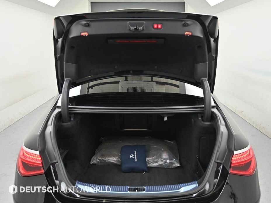 Mercedes-Benz S-Class 2022