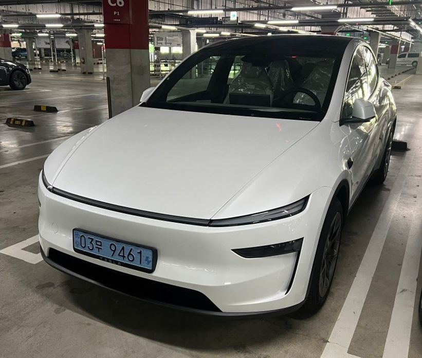 Tesla Model Y 2026