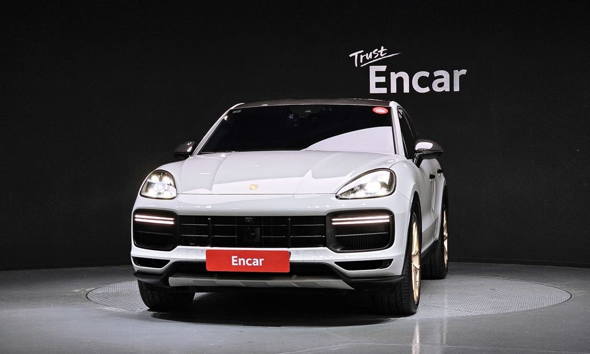 Porsche Cayenne 2022