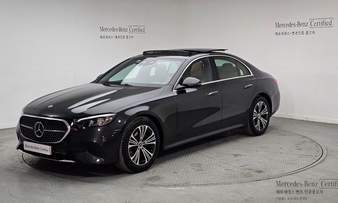 Mercedes-Benz E-Class 2025