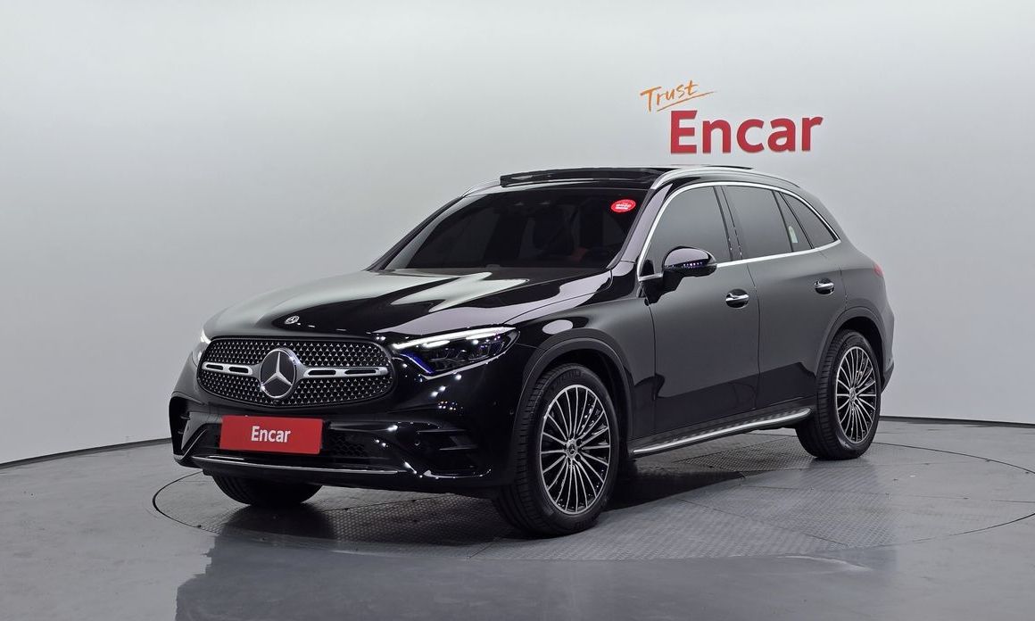 Mercedes-Benz GLC-Class 2025